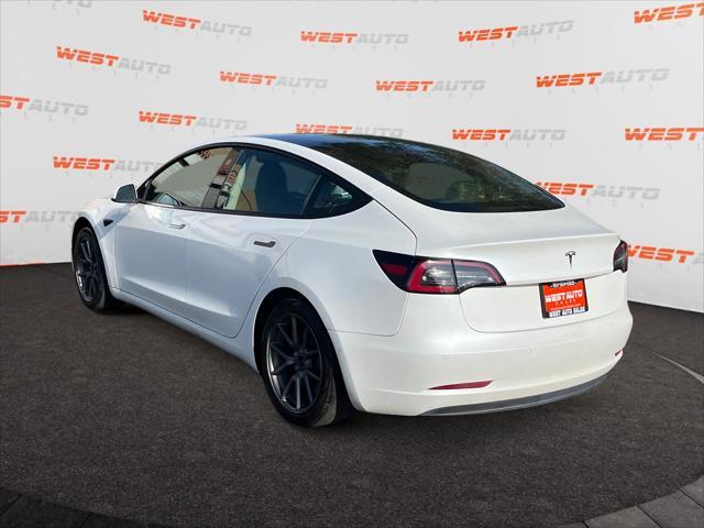 Photo of 2021 Pearl White Multi-Coat Tesla Model 3