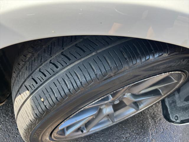 Photo of 2021 Pearl White Multi-Coat Tesla Model 3