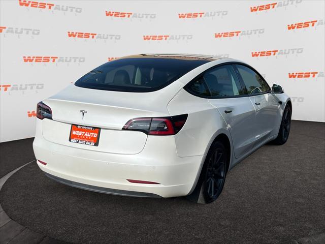 Photo of 2021 Pearl White Multi-Coat Tesla Model 3