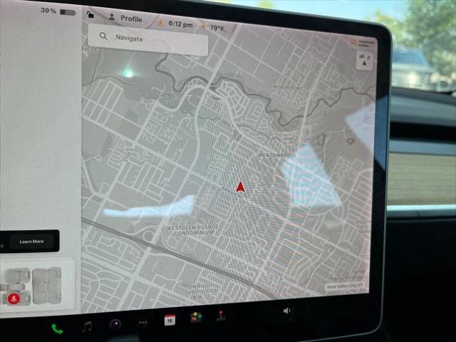 Photo of 2021 Pearl White Multi-Coat Tesla Model 3