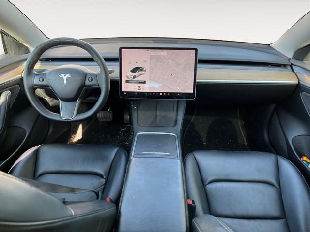 Photo of 2021 Pearl White Multi-Coat Tesla Model 3