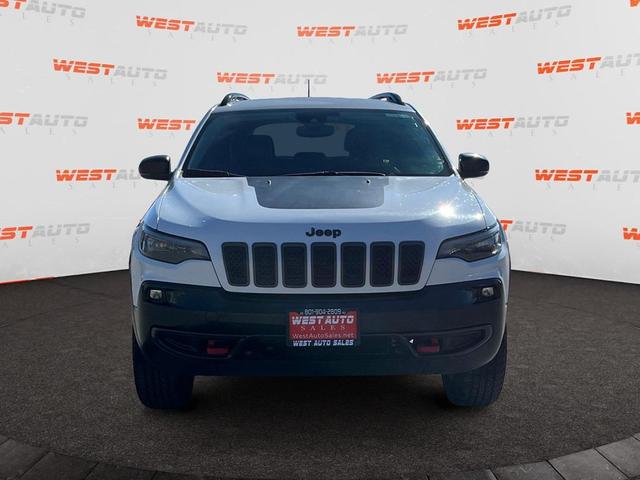 Photo of 2022 Bright White Clearcoat Jeep Cherokee