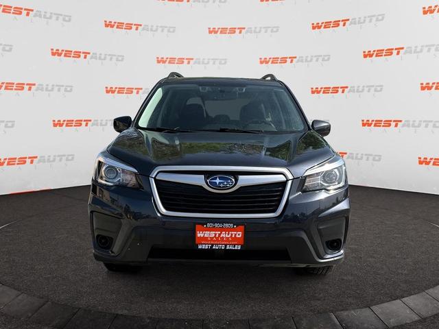 Photo of 2019 Dark Gray Metallic Subaru Forester