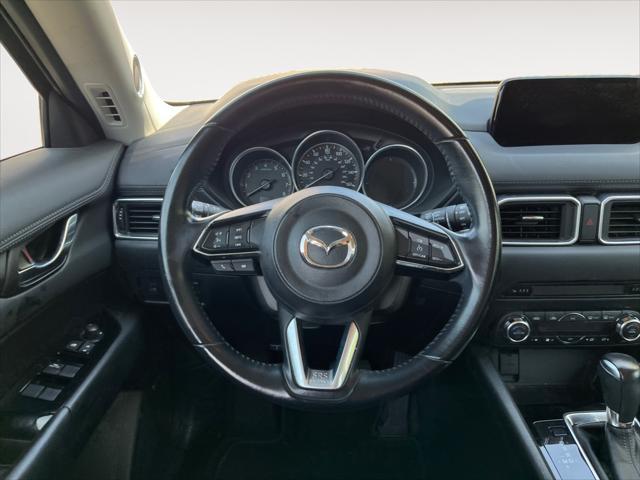 Photo of 2017 Deep Crystal Blue Mica Mazda CX-5