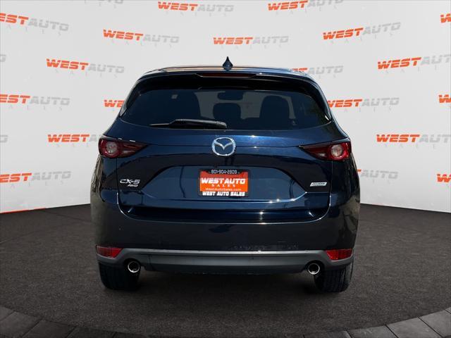 Photo of 2017 Deep Crystal Blue Mica Mazda CX-5