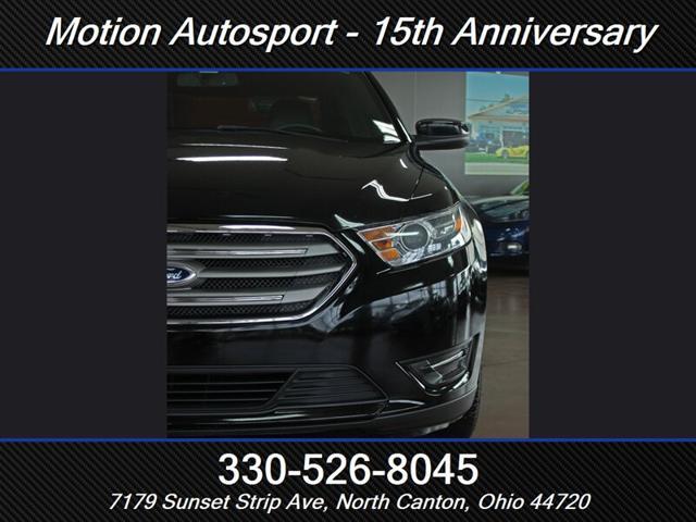 Photo of 2016 Shadow Black Ford Taurus