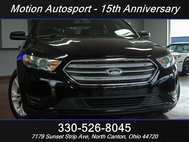 Photo of 2016 Shadow Black Ford Taurus