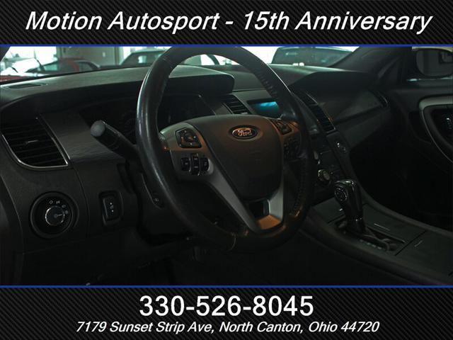 Photo of 2016 Shadow Black Ford Taurus