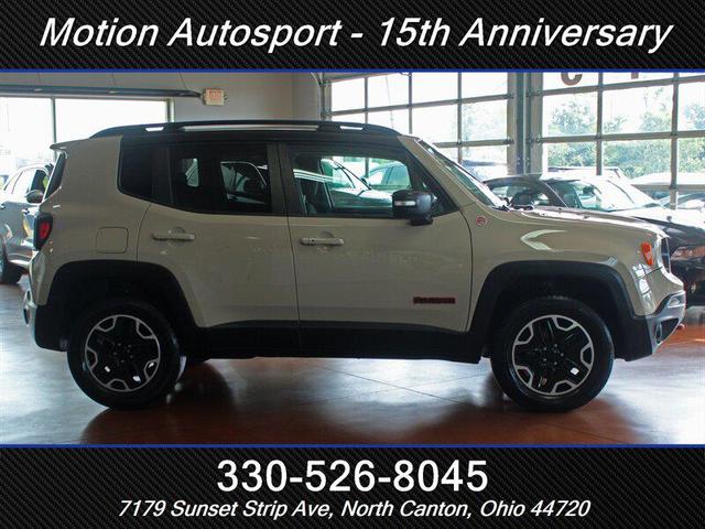 Photo of 2016 Mojave Sand Clear Coat Jeep Renegade