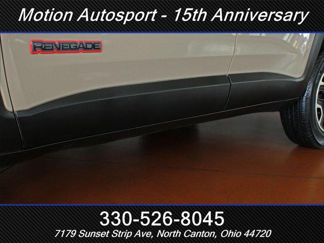 Photo of 2016 Mojave Sand Clear Coat Jeep Renegade