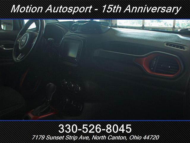 Photo of 2016 Mojave Sand Clear Coat Jeep Renegade