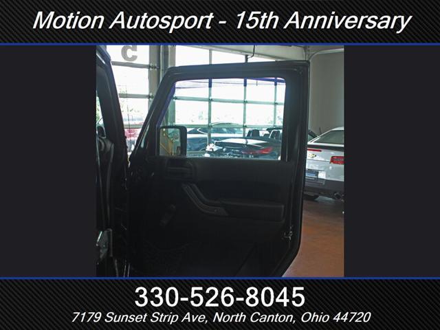Photo of 2013 Black Clear Coat Jeep Wrangler Unlimited