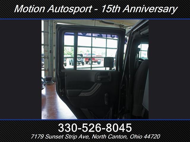 Photo of 2013 Black Clear Coat Jeep Wrangler Unlimited