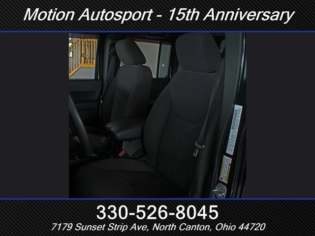 Photo of 2013 Black Clear Coat Jeep Wrangler Unlimited