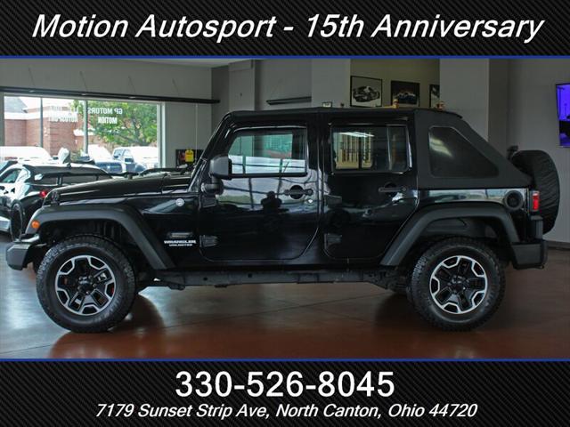 Photo of 2013 Black Clear Coat Jeep Wrangler Unlimited