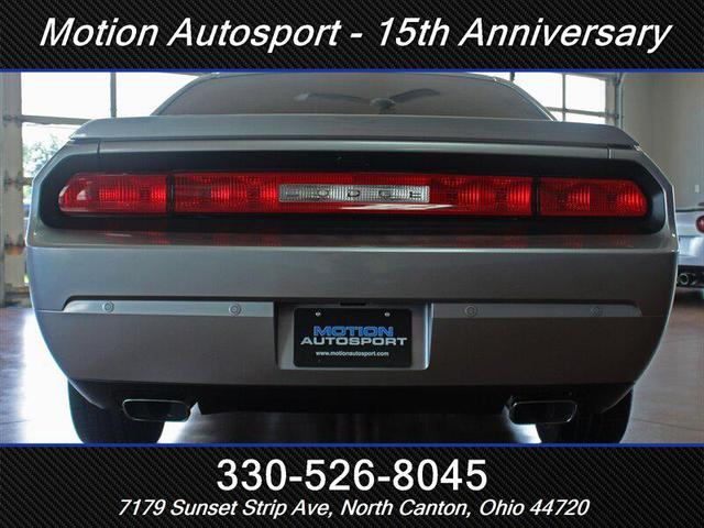 Photo of 2014 Billet Silver Metallic Clear Coat Dodge Challenger