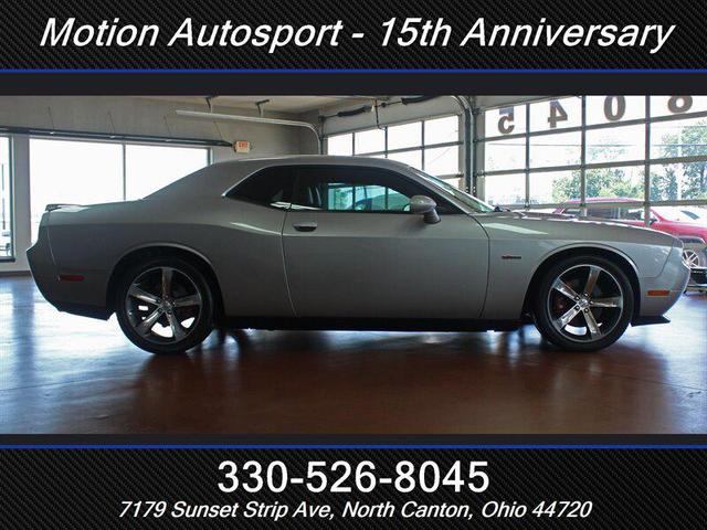 Photo of 2014 Billet Silver Metallic Clear Coat Dodge Challenger