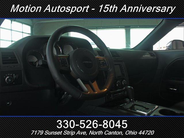 Photo of 2014 Billet Silver Metallic Clear Coat Dodge Challenger