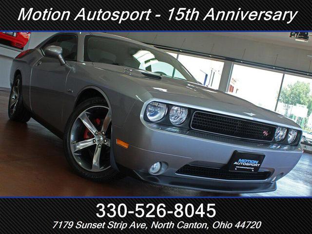 Photo of 2014 Billet Silver Metallic Clear Coat Dodge Challenger
