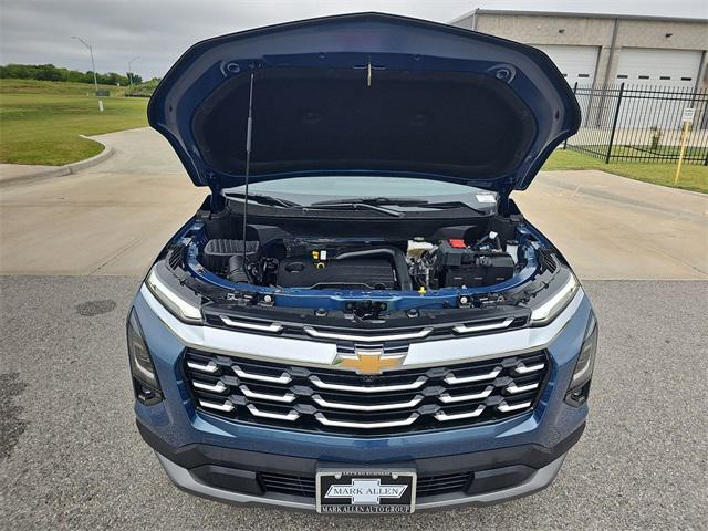 Photo of 2026 Lakeshore Blue Metallic Chevrolet Equinox