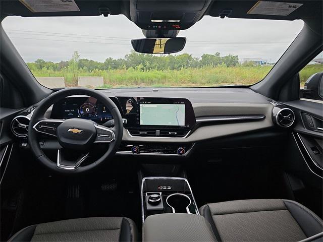 Photo of 2026 Lakeshore Blue Metallic Chevrolet Equinox