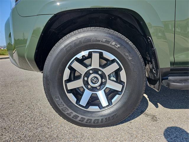 Photo of 2022 Army Green Toyota 4Runner