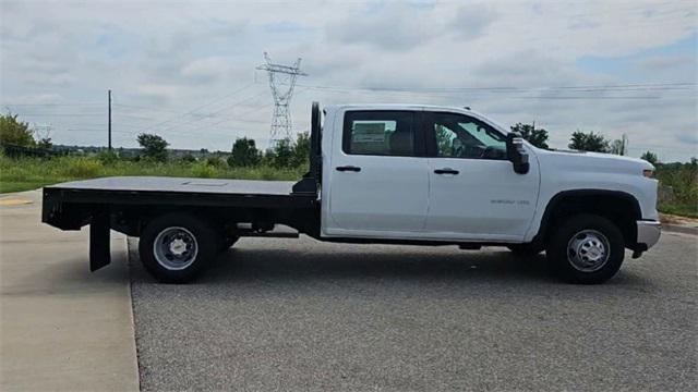 Photo of 2025 Summit White Chevrolet Silverado 3500