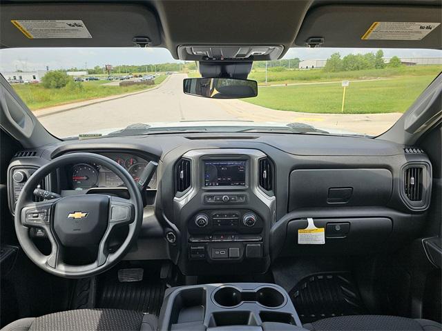 Photo of 2025 Summit White Chevrolet Silverado 3500