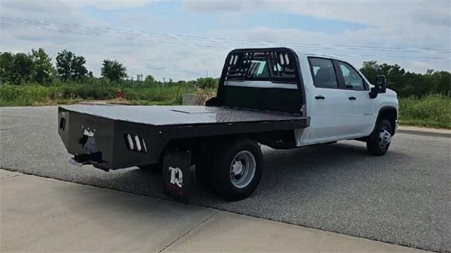 Photo of 2025 Summit White Chevrolet Silverado 3500