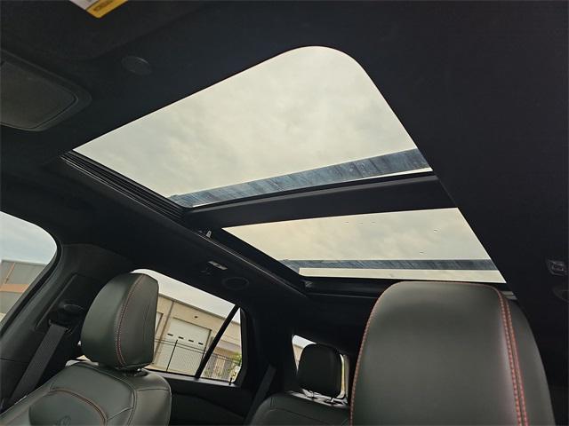 Photo of 2022 Carbonized Gray Metallic Ford Explorer
