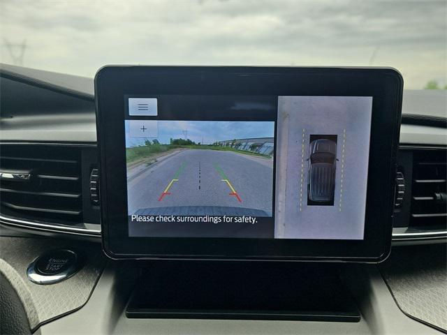 Photo of 2022 Carbonized Gray Metallic Ford Explorer
