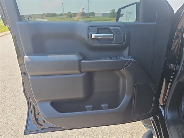 Photo of 2026 Black Chevrolet Silverado 1500