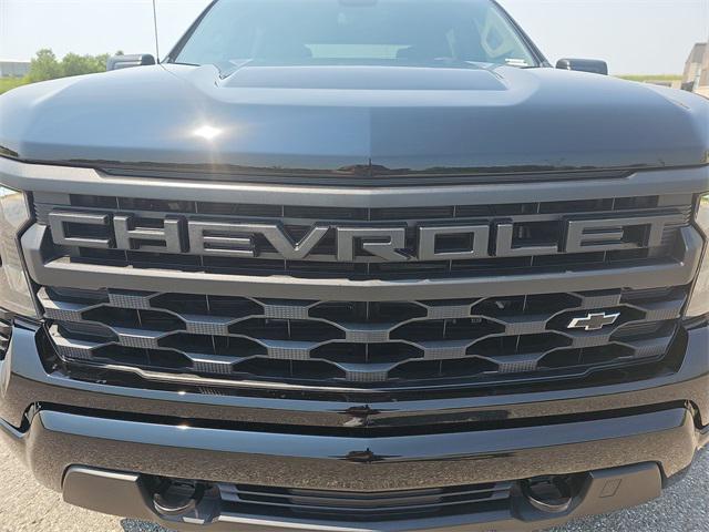 Photo of 2026 Black Chevrolet Silverado 1500