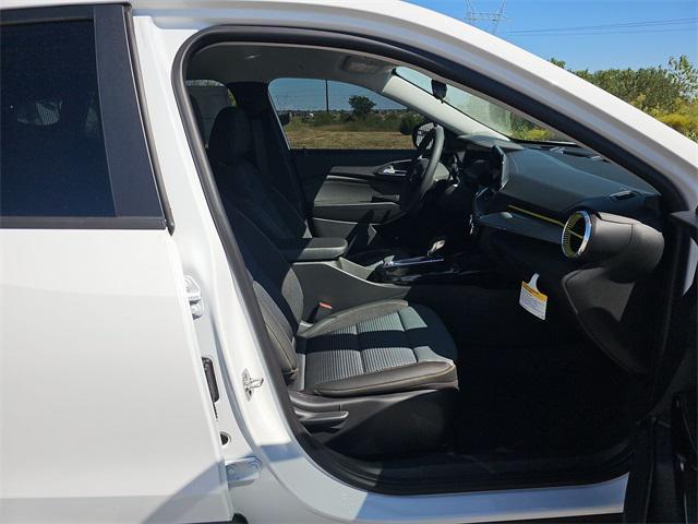 Photo of 2026 Summit White Chevrolet Trax