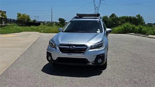 Photo of 2018 Ice Silver Metallic Subaru Outback