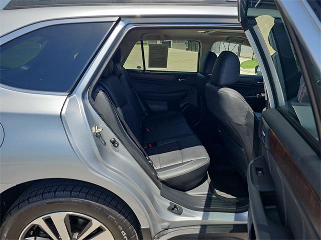 Photo of 2018 Ice Silver Metallic Subaru Outback