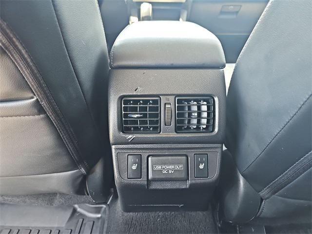 Photo of 2018 Ice Silver Metallic Subaru Outback