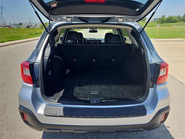 Photo of 2018 Ice Silver Metallic Subaru Outback