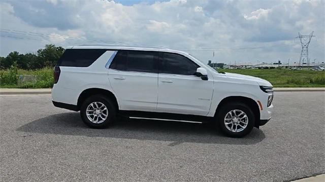 Photo of 2025 Summit White Chevrolet Tahoe