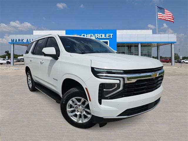 Photo of 2025 Summit White Chevrolet Tahoe