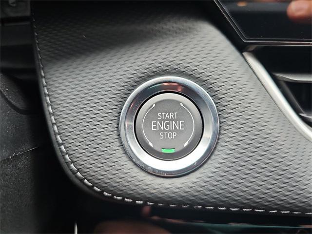 Photo of 2026 Summit White Chevrolet Equinox