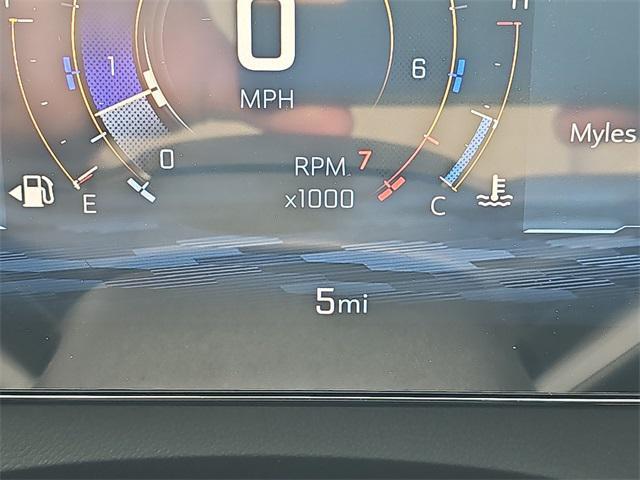 Photo of 2025 Radiant Red Tintcoat Chevrolet Traverse