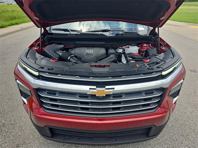 Photo of 2025 Radiant Red Tintcoat Chevrolet Traverse