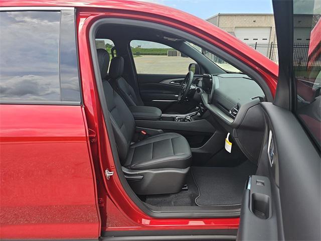 Photo of 2025 Radiant Red Tintcoat Chevrolet Traverse