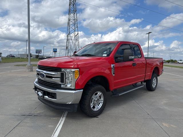 Photo of 2017 Race Red Ford F-250