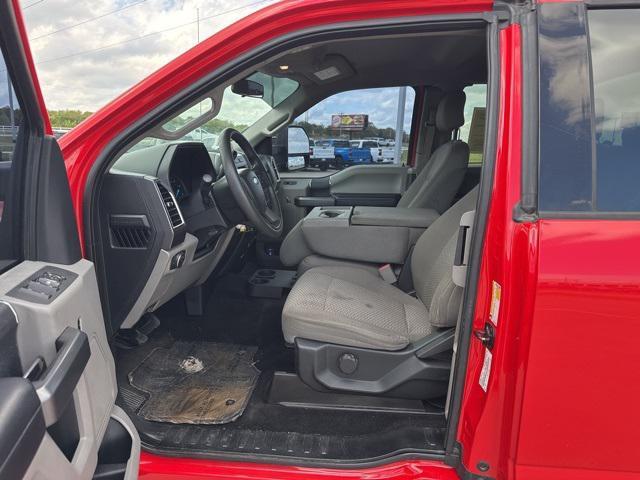 Photo of 2017 Race Red Ford F-250