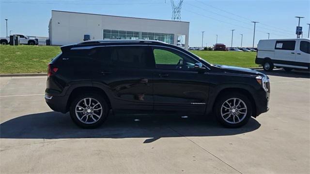 Photo of 2024 Ebony Twilight Metallic GMC Terrain