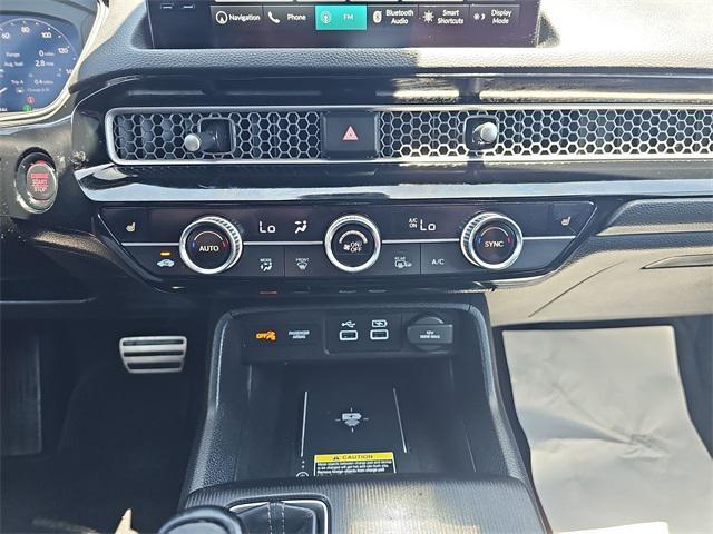 Photo of 2024 Crystal Black Pearl Honda Civic