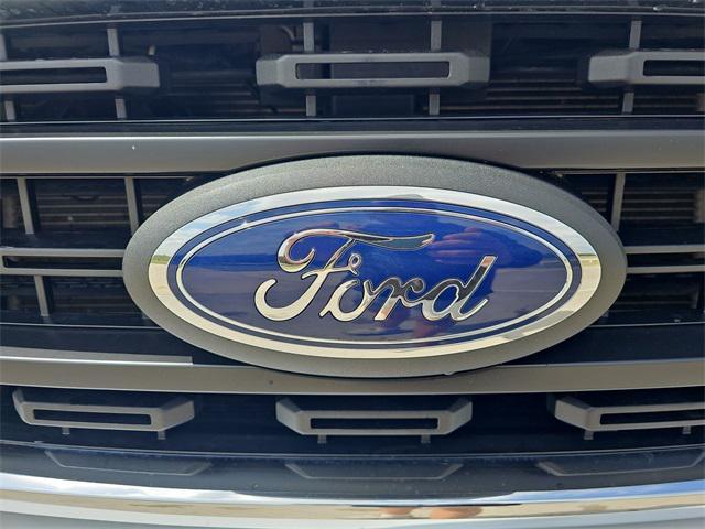 Photo of 2023 Oxford White Ford F-150