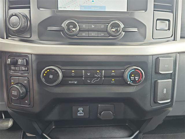 Photo of 2023 Oxford White Ford F-150